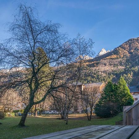 Chamois Blanc Terrasse - A Chamonix Haven Near Aiguille Du Midiアパートメント エクステリア 写真