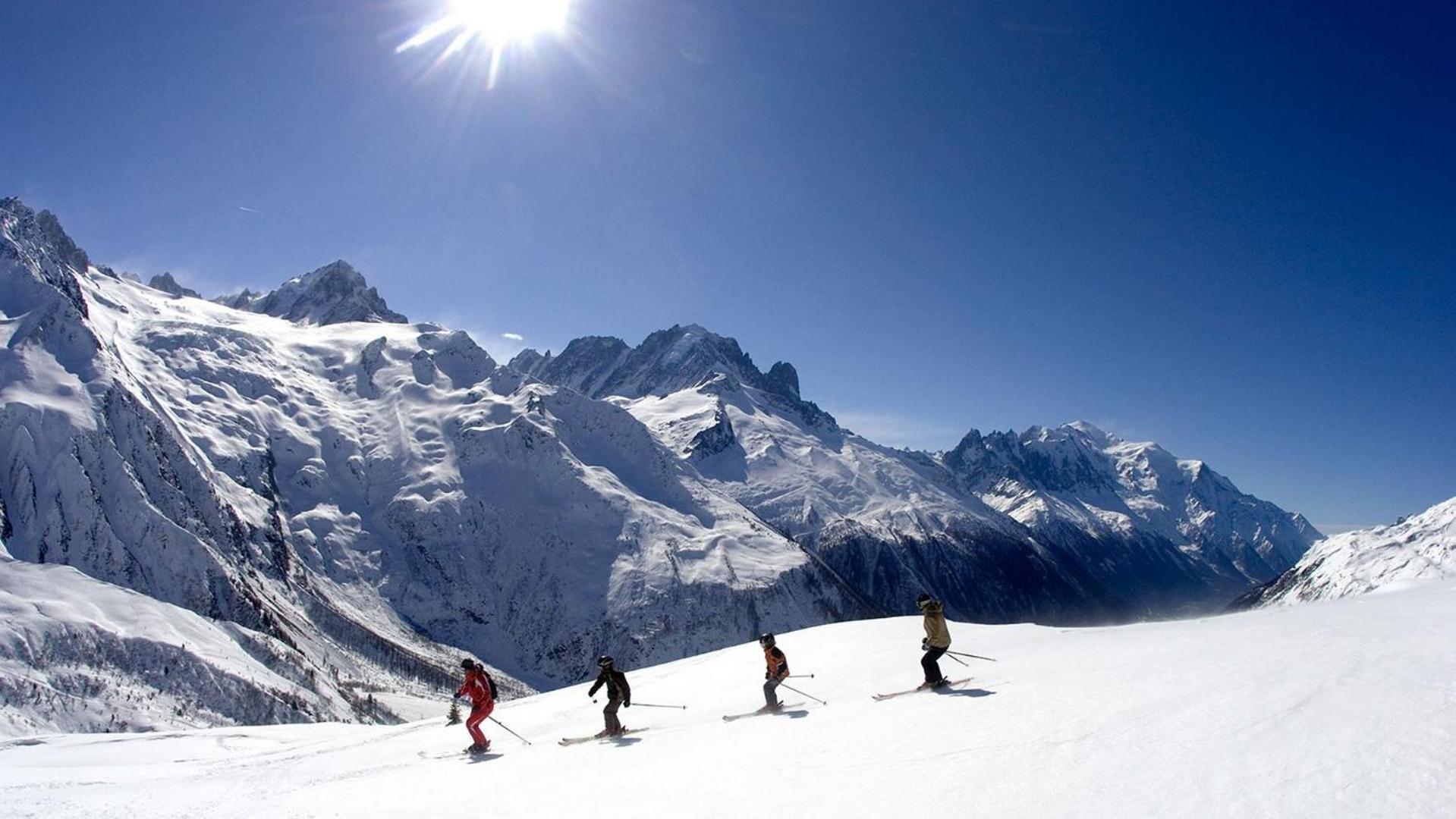Chamois Blanc Terrasse - A Chamonix Haven Near Aiguille Du Midiアパートメント エクステリア 写真